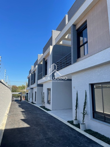 Sobrado de 3 quartos, 145m² no bairro Bacacheri, em Curitiba | Eu Corretor