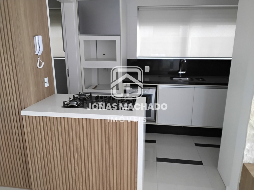 fbfac9e3-3d4a-4eae-ae35-e68c5b2de192-1_all_705.jpg