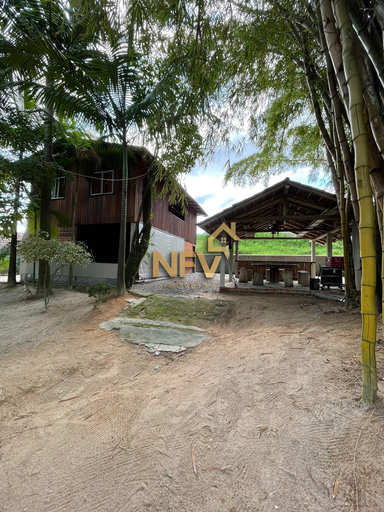 Chácara de 4 quartos, 100m² no bairro Galera, em Canelinha | Eu Corretor