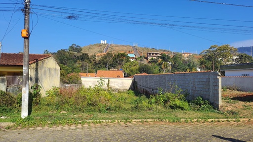 Lote/Terreno de no bairro Silvestrine, em Lambari | Eu Corretor