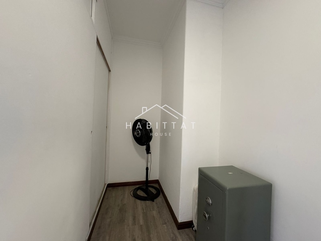 WhatsApp Image 2025-08-13 at 16.23.51 (2).jpeg