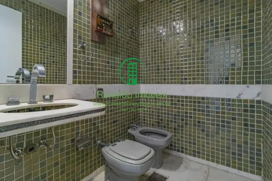 image_re_4511376.jpg