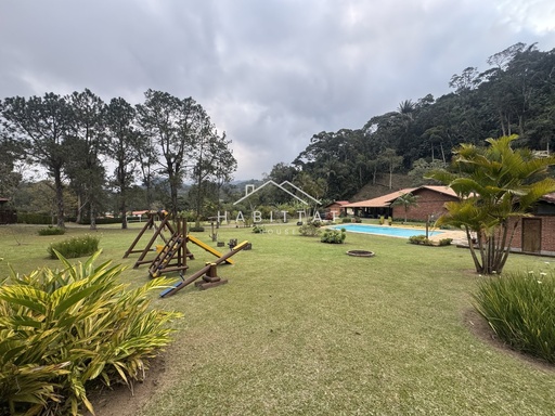 Casa de Condomínio de 4 quartos, 9000m² no bairro Vargem Grande, em Teresópolis | Eu Corretor