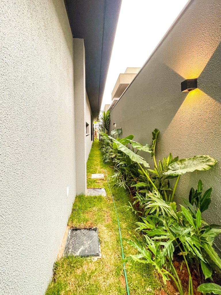 Casa no condomínio florais do parque (12).jpeg