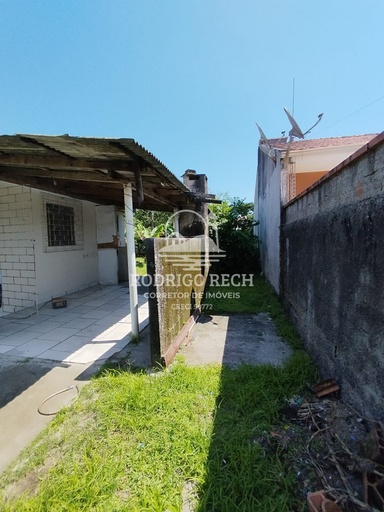 Casa de 2 quartos, no bairro Luciane, em Pontal do Paraná | Eu Corretor