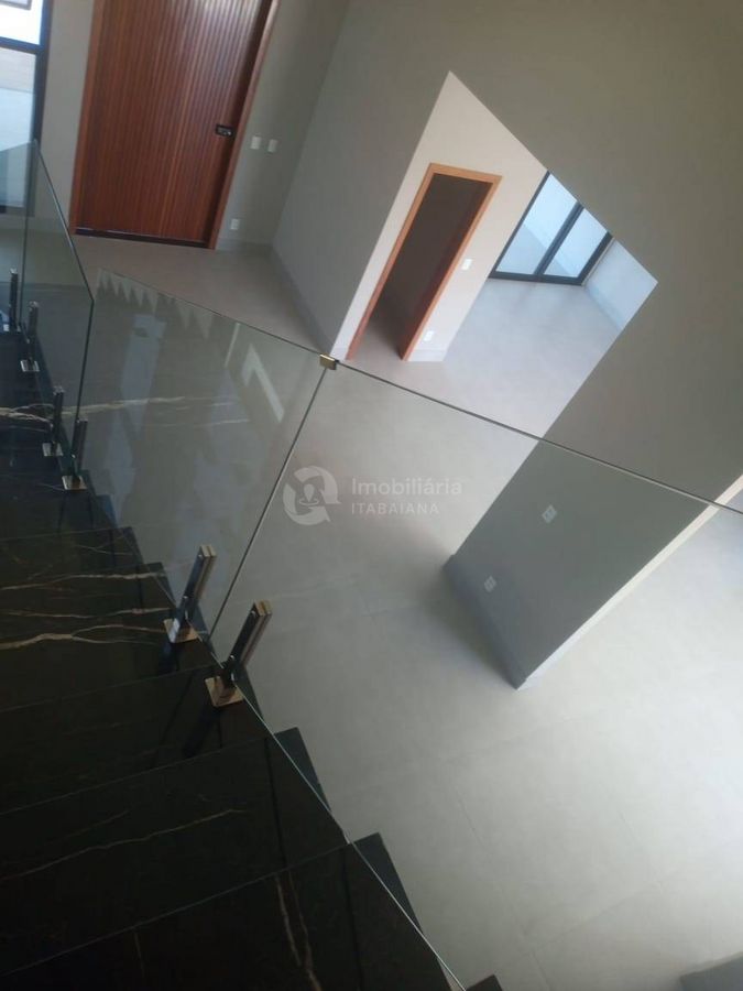 image_re_4586137.jpg