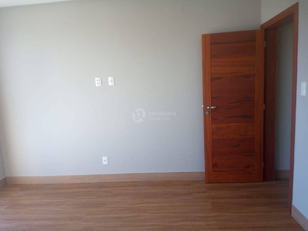 image_re_4586150.jpg