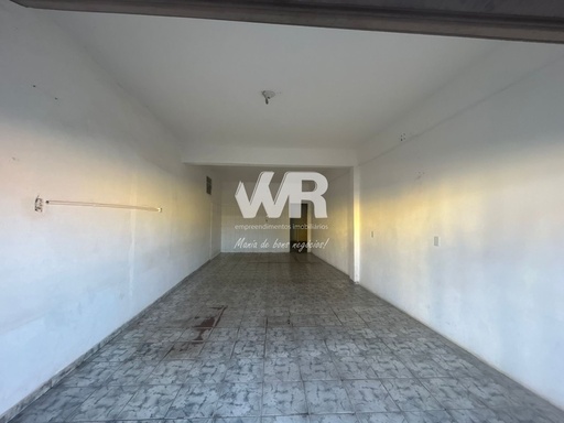 Imóvel Comercial de 4 quartos, 487m² no bairro COHAB, em Passos | Eu Corretor