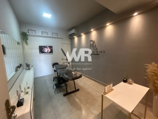 Imóvel Comercial de 4 quartos, 487m² no bairro COHAB, em Passos | Eu Corretor