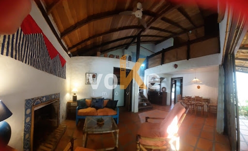 image_re_4687578.jpg
