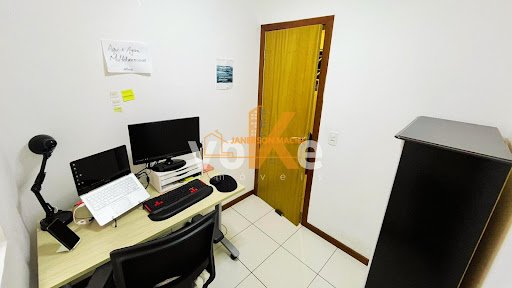image_re_4687746.jpg