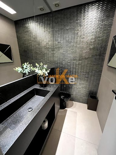 image_re_4687993.jpg