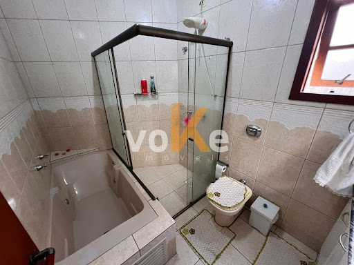 image_re_4688841.jpg