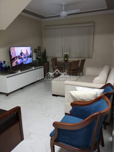 Sobrado de 4 quartos, no bairro SETOR CENTRAL, em Caldas Novas | Eu Corretor