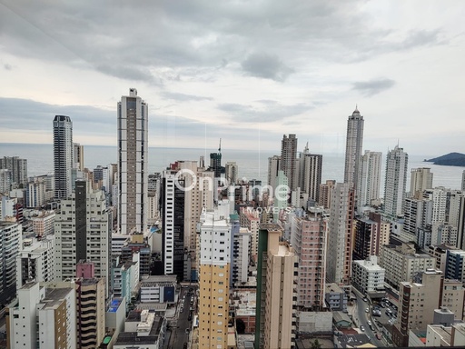 Apartamento de 4 quartos, no bairro Centro, em Balneário Camboriú | Eu Corretor