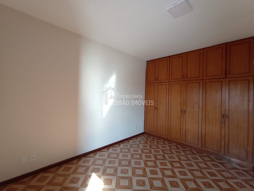 Casa de 3 quartos, 228m² no bairro Centro, em Lençóis Paulista | Eu Corretor