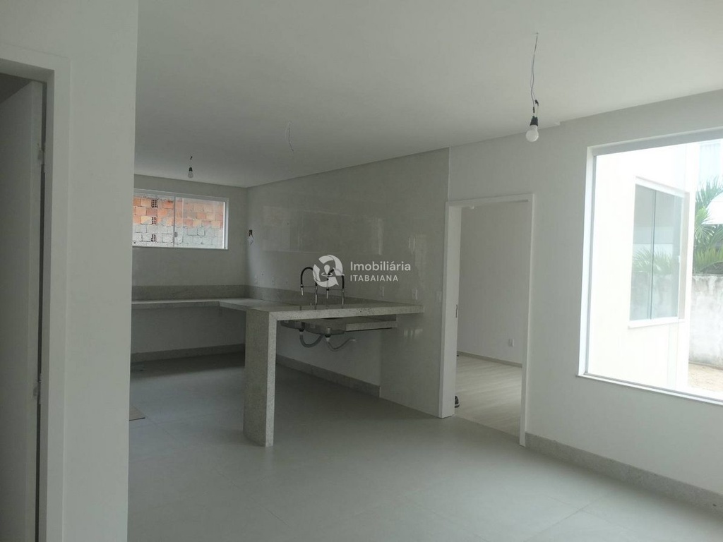 image_re_4852734.jpg