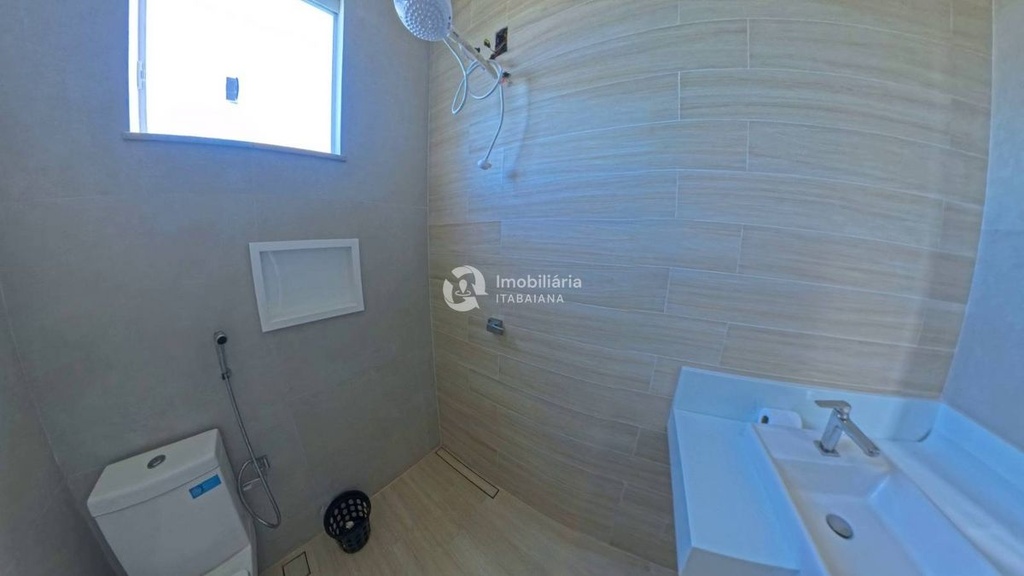 image_re_4852750.jpg
