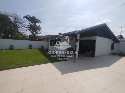 Casa de 2 quartos, no bairro Canoas, em Pontal do Paraná | Eu Corretor