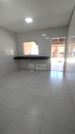 Sobrado de 4 quartos, no bairro Santa Luzia, em Barreiras | Eu Corretor