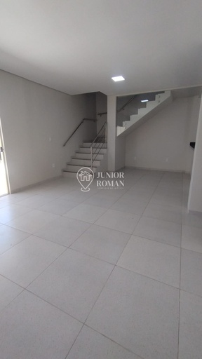 Sobrado de 4 quartos, no bairro Santa Luzia, em Barreiras | Eu Corretor