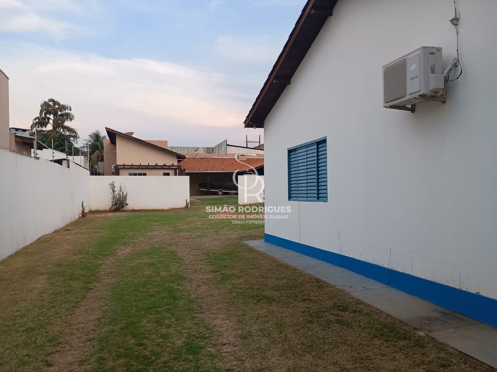 1003183045.jpg
