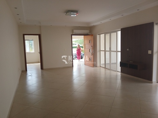 Casa de Condomínio de 2 quartos, 220m² no bairro Parque dos Resedás, em Campinas | Eu Corretor