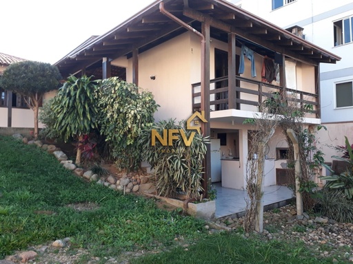 Casa de 3 quartos, no bairro Centro, em São João Batista | Eu Corretor
