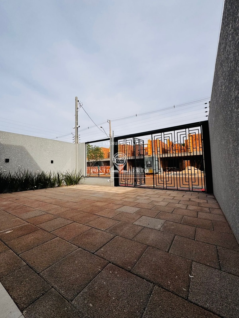 14 - VAGA DE GARAGEM PARA 2 CARROS.jpg