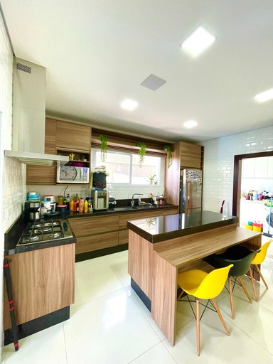 Casa de 4 quartos, 405m² no bairro Jardim Imperial, em Cuiabá | Eu Corretor