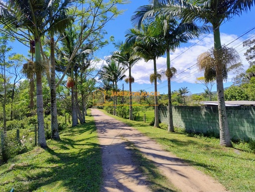 Casa de 4 quartos, no bairro Ratones, em Florianópolis | Eu Corretor