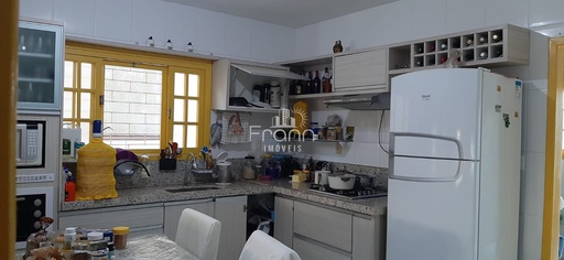 Casa de 2 quartos, no bairro Centro, em Penha | Eu Corretor