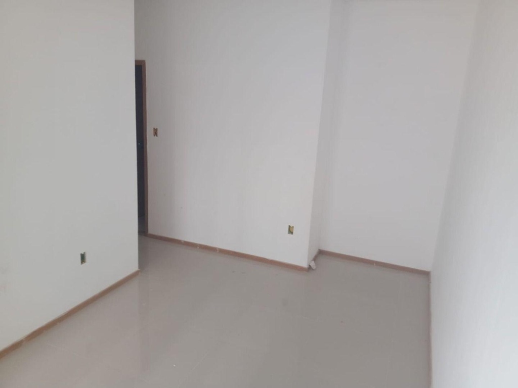 image_re_6027287.jpg