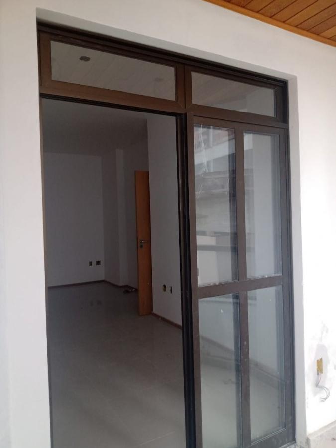 image_re_6027292.jpg