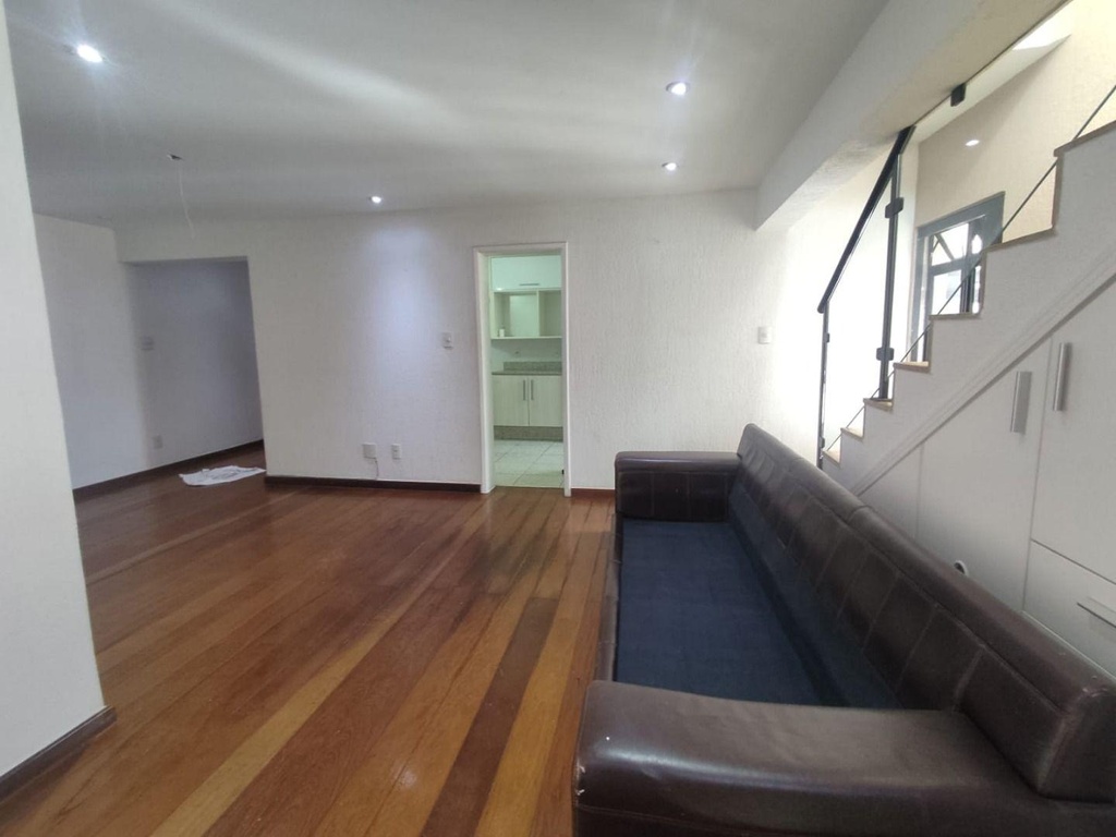 image_re_6030464.jpg