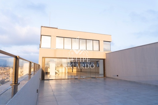 Comercial de 305m² no bairro Parque Jaçatuba, em Santo André | Eu Corretor