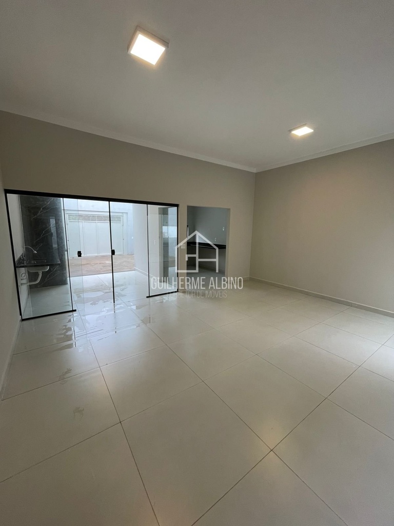 67907aa1-dbce-4872-83d0-9bceab4ea022.jpg