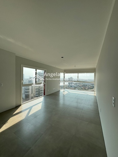 Apartamento de 2 quartos, no bairro Centro, em Tramandaí | Eu Corretor