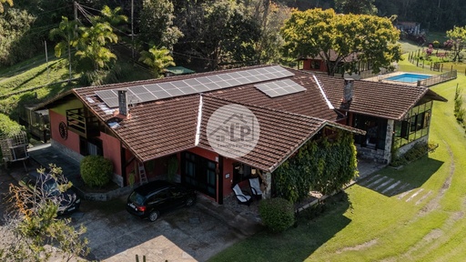 Fazenda/Sítios/Chácaras de 9 quartos, 700m² no bairro Penedo, em Itatiaia | Eu Corretor