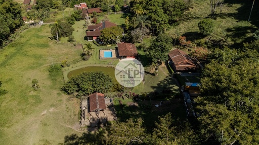 Fazenda/Sítios/Chácaras de 9 quartos, 700m² no bairro Penedo, em Itatiaia | Eu Corretor