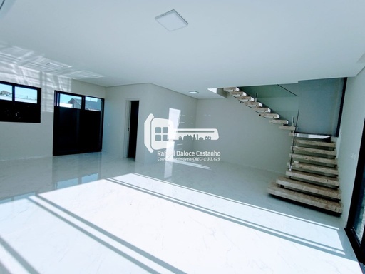 Sobrado de 3 quartos, 167m² no bairro Brejatuba, em Guaratuba | Eu Corretor