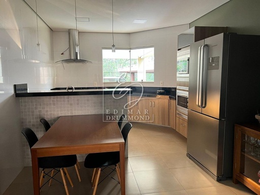Casa de Condomínio de 4 quartos, 325m² no bairro Santa Cruz, em Cuiabá | Eu Corretor