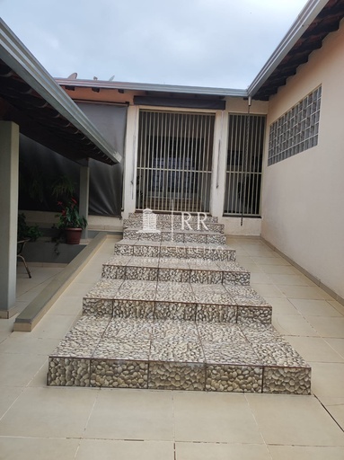 Casa de 4 quartos, 212m² no bairro Jardim Andrade, em Londrina | Eu Corretor