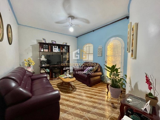 Casa de 5 quartos, 240m² no bairro Vila Rica, em Passos | Eu Corretor