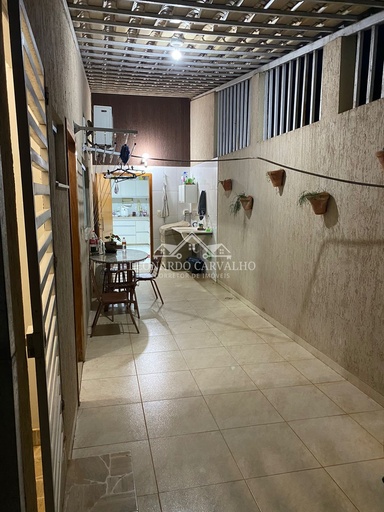 Sobrado de 4 quartos, no bairro itaguai 2, em Caldas Novas | Eu Corretor