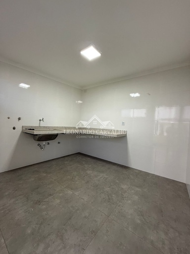 Sobrado de 4 quartos, no bairro caldas oeste, em Caldas Novas | Eu Corretor