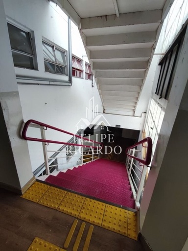 Prédio Inteiro de 1000m² no bairro Jardim Stella, em Santo André | Eu Corretor