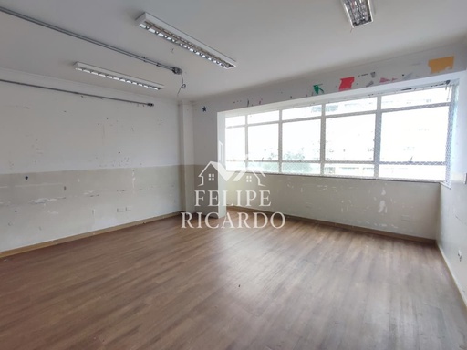 Prédio Inteiro de 1000m² no bairro Jardim Stella, em Santo André | Eu Corretor