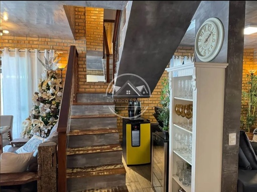 Casa de 4 quartos, no bairro centro, em Penha | Eu Corretor