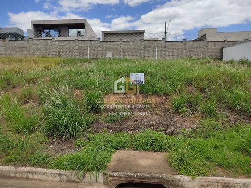 Lote/Terreno de 226m² no bairro Recanto do Bosque, em Passos | Eu Corretor